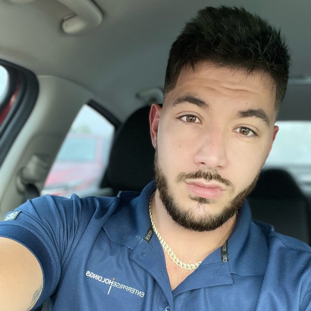 Meet your Posher, Austin